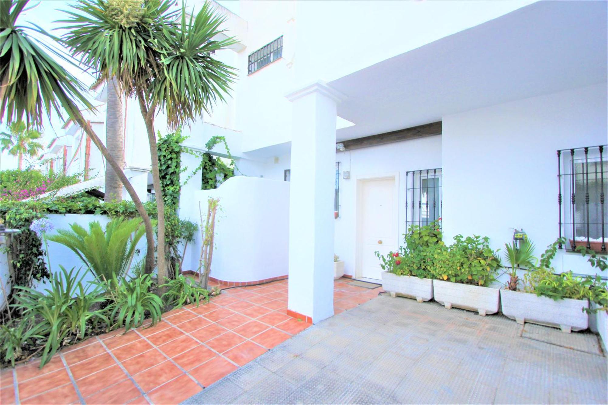 Apartamentos Naranjos Del Sol Μαρμπέλλα Εξωτερικό φωτογραφία